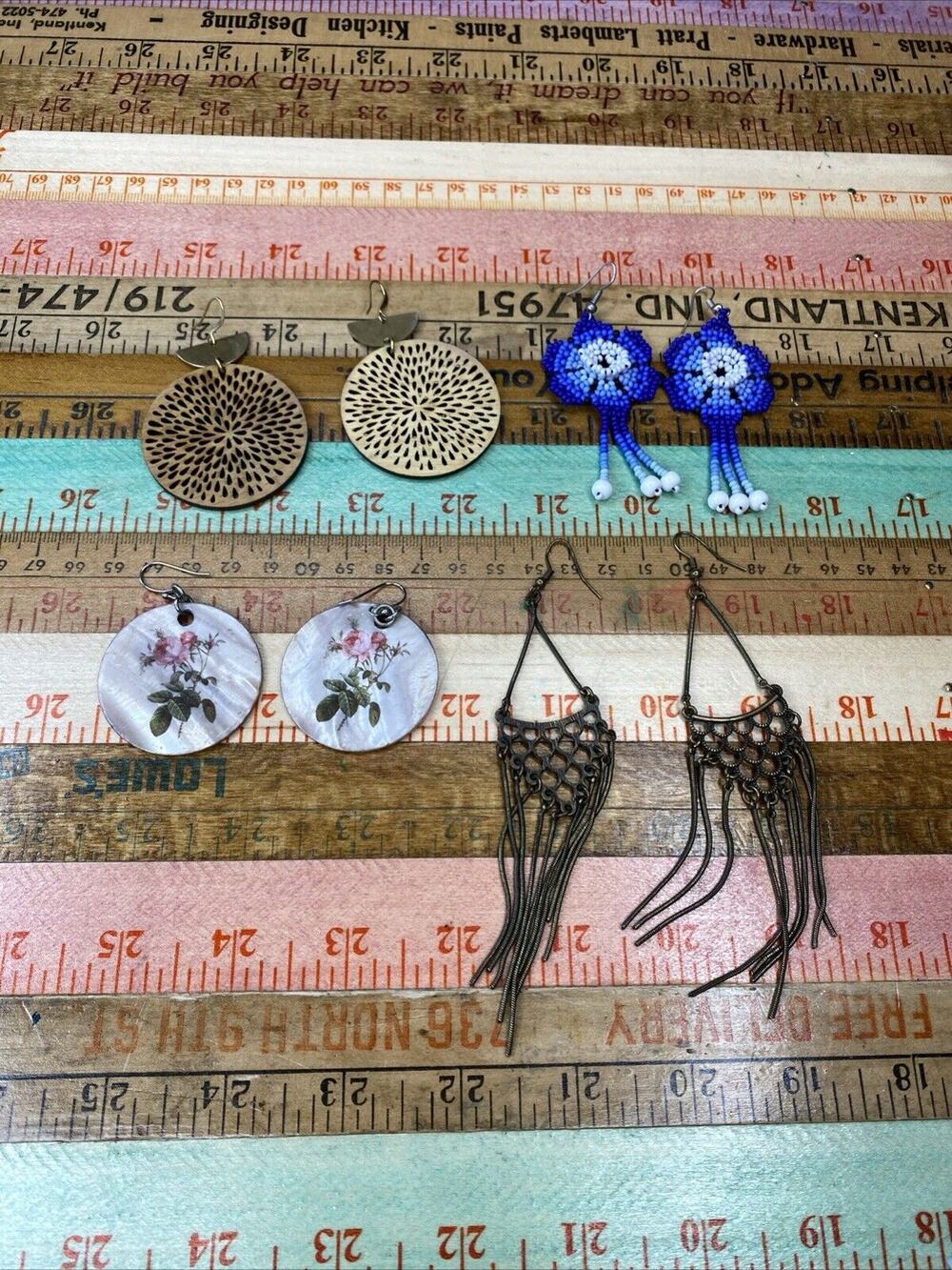 Lot 4 Pair Artistic Hippie Boho Dangle Pierced Earrings Goldtone Wood Seed Bead